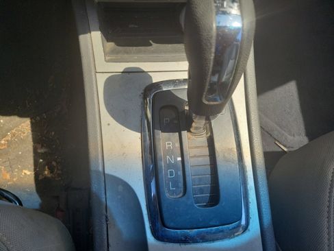 Used 2010 Ford Fusion S FWD image 21
