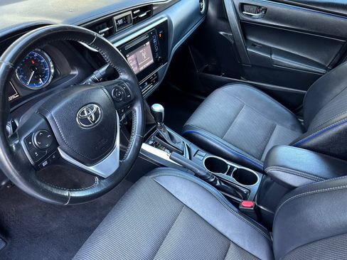 Used 2018 Toyota Corolla SE FWD image 10