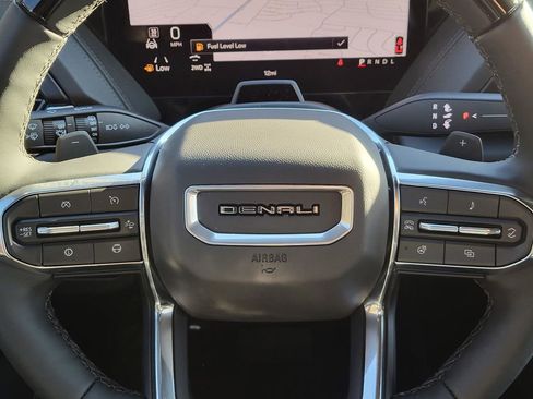 New 2026 GMC Yukon XL Denali w/ Denali Reserve Package image 13