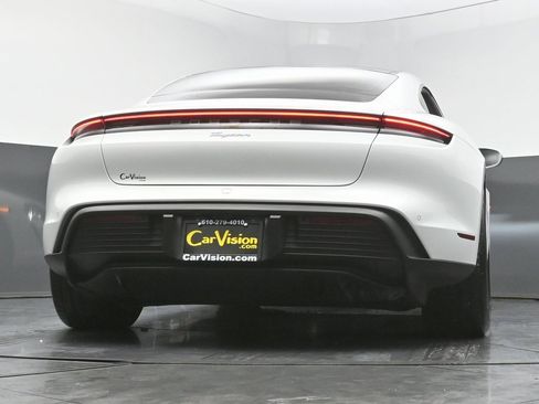 Used 2022 Porsche Taycan image 48