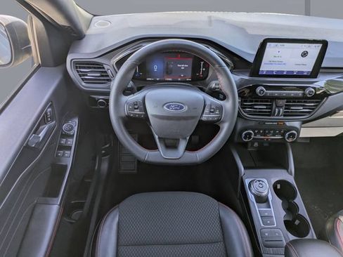 Used 2025 Ford Escape ST-Line FWD image 16
