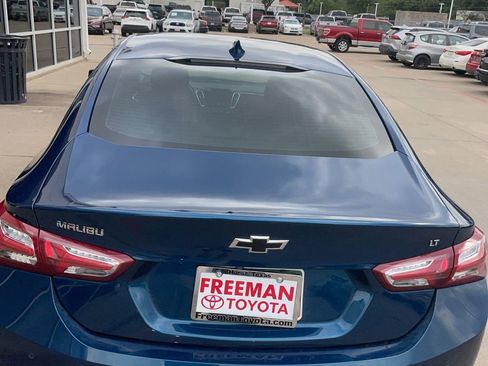Used 2019 Chevrolet Malibu LT w/ Driver Confidence Package II FWD image 9