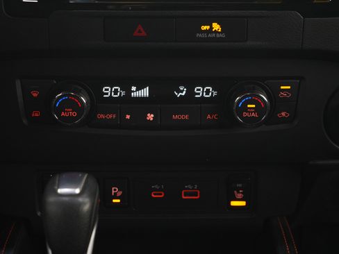 Used 2022 Nissan Frontier PRO-4X AWD/4WD image 20