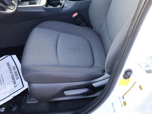 Used 2019 Toyota RAV4 XLE w/ Carpet Mat Package image 37