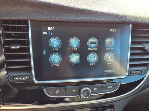 Used 2018 Buick Encore Preferred FWD image 5