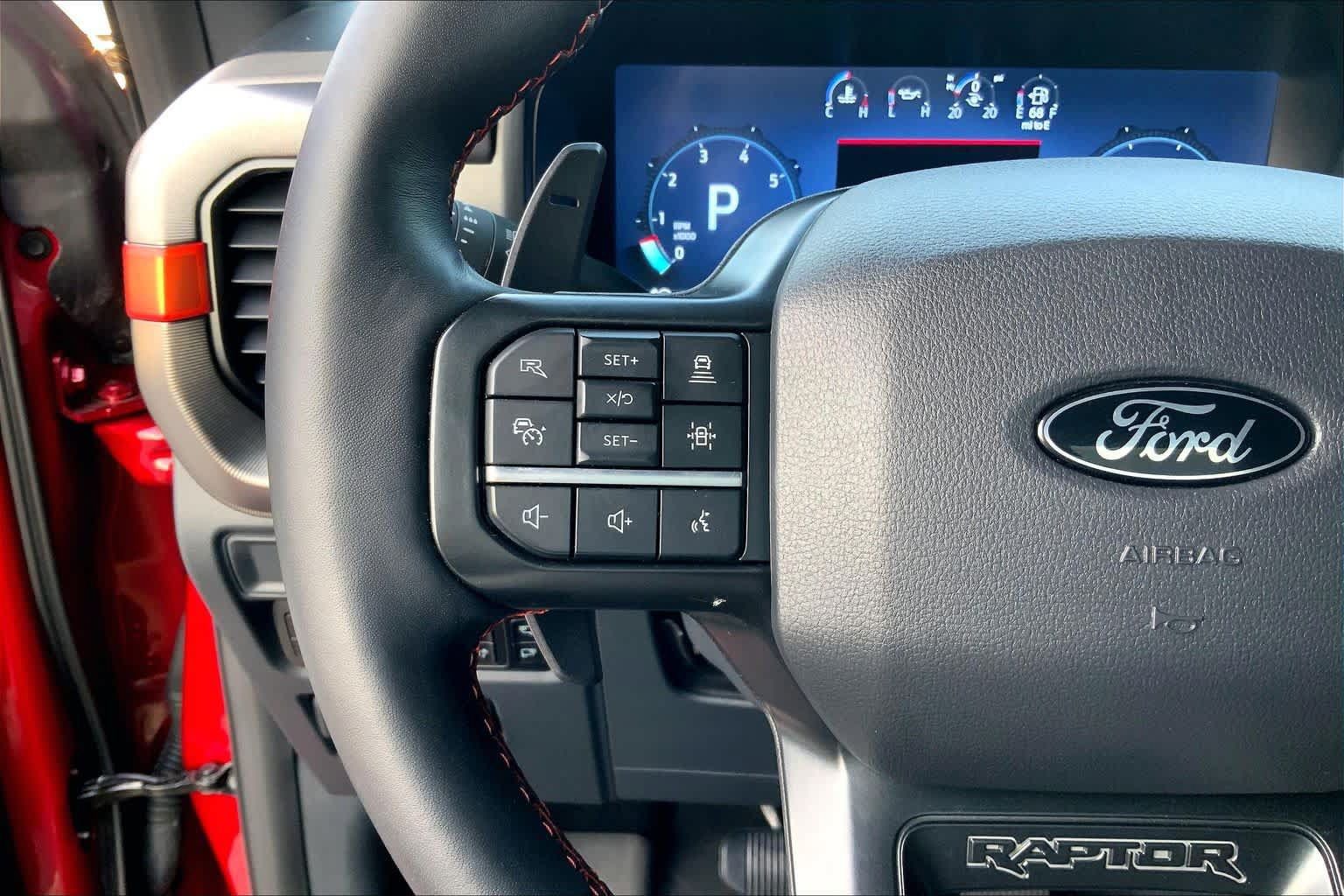 Used 2025 Ford F150 Raptor AWD/4WD image 24