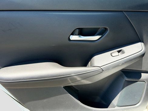 Used 2020 Nissan Sentra SV FWD image 24