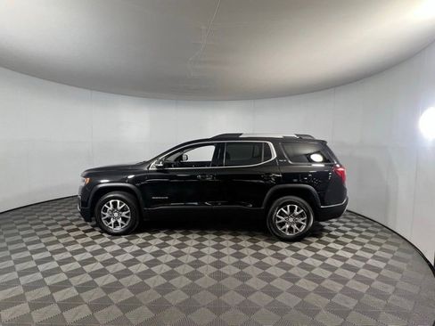 Used 2023 GMC Acadia SLT image 9