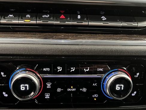 Used 2024 GMC Sierra 1500 Elevation image 36