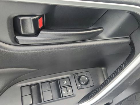 Certified 2021 Toyota RAV4 XLE image 72