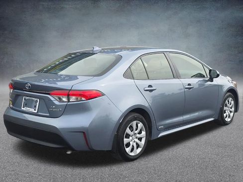 Used 2023 Toyota Corolla LE AWD/4WD image 7