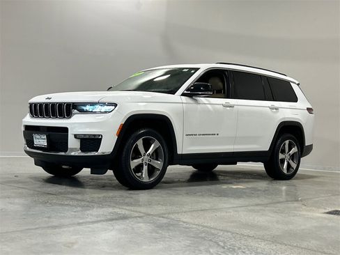 Used 2021 Jeep Grand Cherokee L Limited image 2