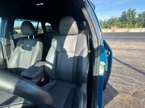 Used 2025 Subaru Outback Wilderness AWD/4WD image 10