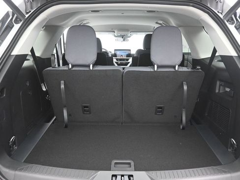 New 2026 Ford Explorer Active image 2