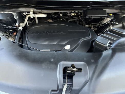 Used 2021 Honda Pilot EX image 15