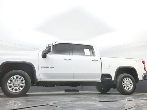 Used 2023 Chevrolet Silverado 2500 LTZ AWD/4WD image 42