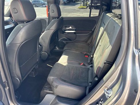 Used 2023 Mercedes-Benz GLB 250 w/ AMG Line image 11