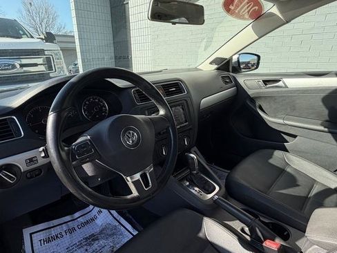 Used 2012 Volkswagen Jetta TDI image 13