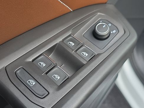 Used 2023 Volkswagen Atlas SEL image 20