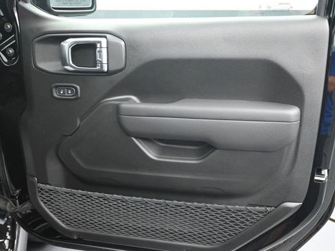 Used 2026 Jeep Wrangler Willys image 9