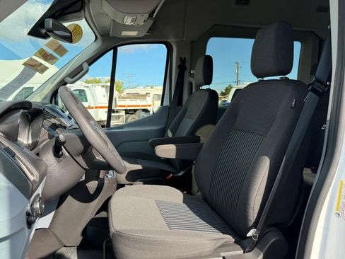 Used 2018 Ford Transit 350 XL image 18