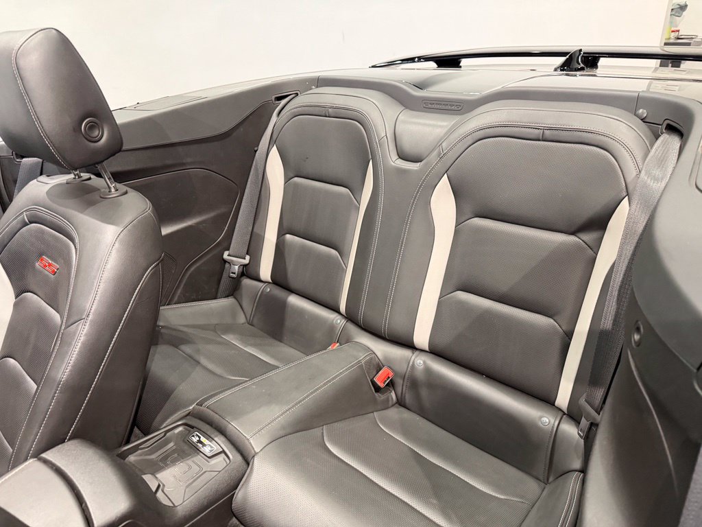 Used 2023 Chevrolet Camaro SS RWD image 33