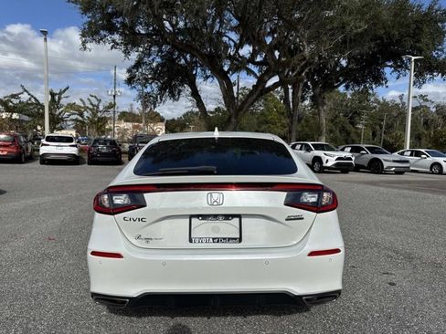 Used 2023 Honda Civic Sport Touring image 3