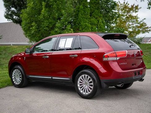 Used 2015 Lincoln MKX FWD image 7