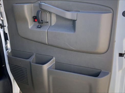 Used 2024 GMC Savana 2500 w/ Driver Convenience Package image 20