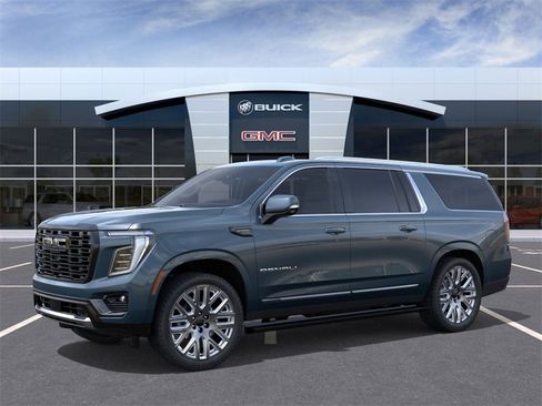 New 2026 GMC Yukon XL Denali Ultimate image 2