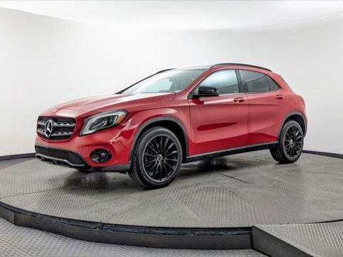 Used 2018 Mercedes-Benz GLA 250 4MATIC image 2