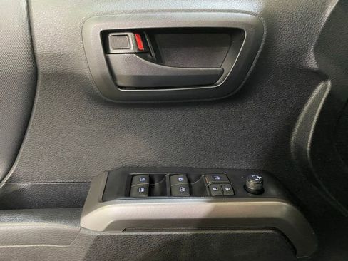 Certified 2022 Toyota Tacoma SR5 w/ Trail Edition image 10