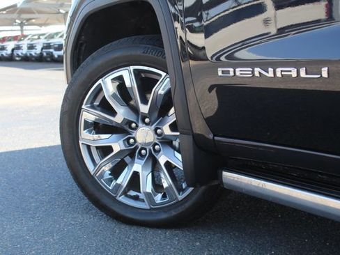Used 2024 GMC Sierra 1500 Denali w/ Denali Reserve Package AWD/4WD image 11