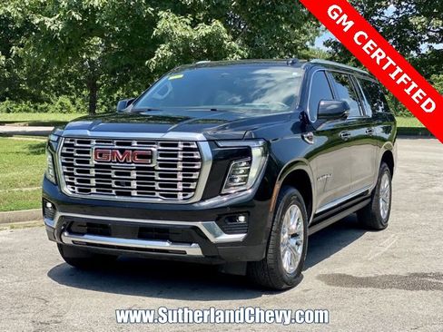 Certified 2025 GMC Yukon XL Denali image 3