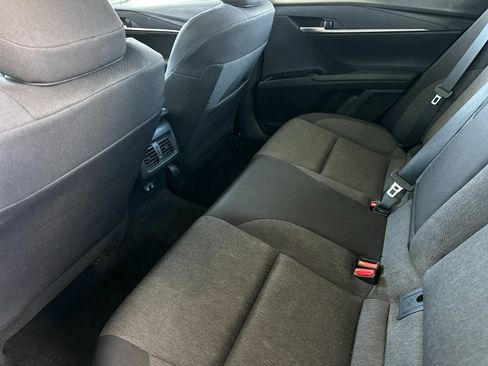 Used 2025 Toyota Camry LE image 11