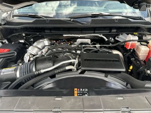 Used 2025 Chevrolet Silverado 3500 LT w/ Safety Package AWD/4WD image 33