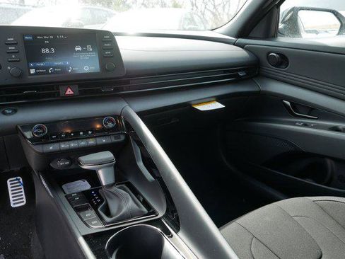 New 2026 Hyundai Elantra SEL Sport Premium FWD image 8