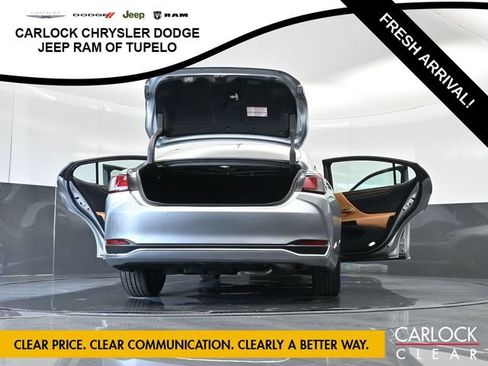 Used 2024 Lexus ES 250 w/ Premium Package AWD/4WD image 56