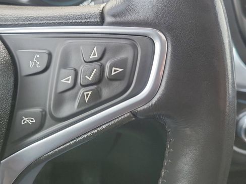 Used 2020 Chevrolet Equinox Premier image 21