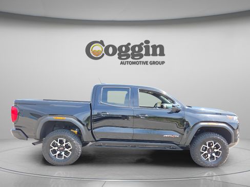 Used 2024 GMC Canyon AT4X AWD/4WD image 6