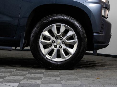 Used 2021 Chevrolet Silverado 1500 Custom image 39