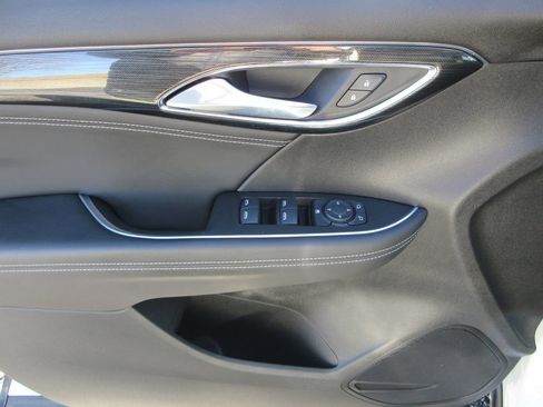 Certified 2021 Buick Envision Preferred w/ Sport Touring Package image 23