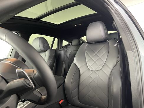 Certified 2024 BMW X6 xDrive40i image 11