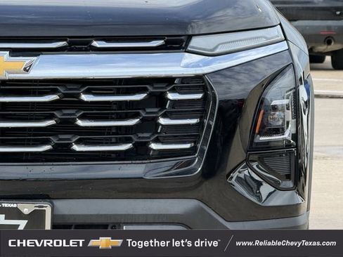 Used 2026 Chevrolet Equinox LT FWD image 4