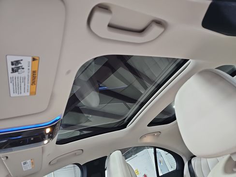 New 2026 Mercedes-Benz E 450 4MATIC Sedan image 31