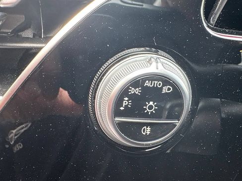 Used 2025 Mercedes-Benz E 450 4MATIC Sedan image 14