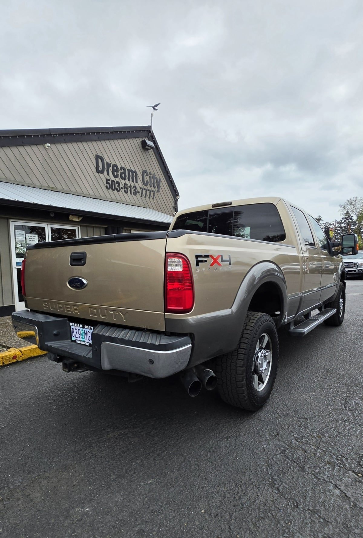 Used 2011 Ford F350 Lariat w/ Chrome Pkg AWD/4WD image 6