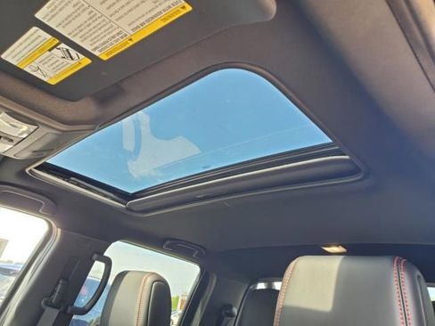 New 2025 Nissan Frontier PRO-4X w/ Pro Premium Package image 19