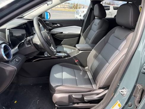 New 2026 Chevrolet Trax LT w/ Driver Confidence Package FWD image 16