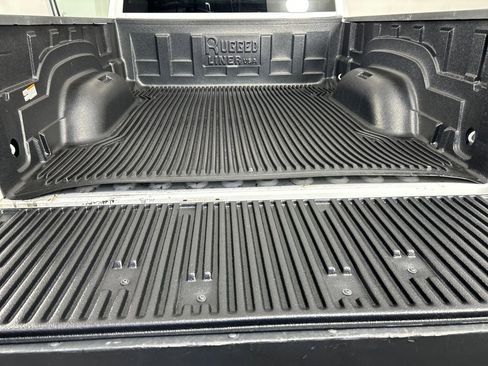 Used 2024 RAM 1500 Classic SLT image 10